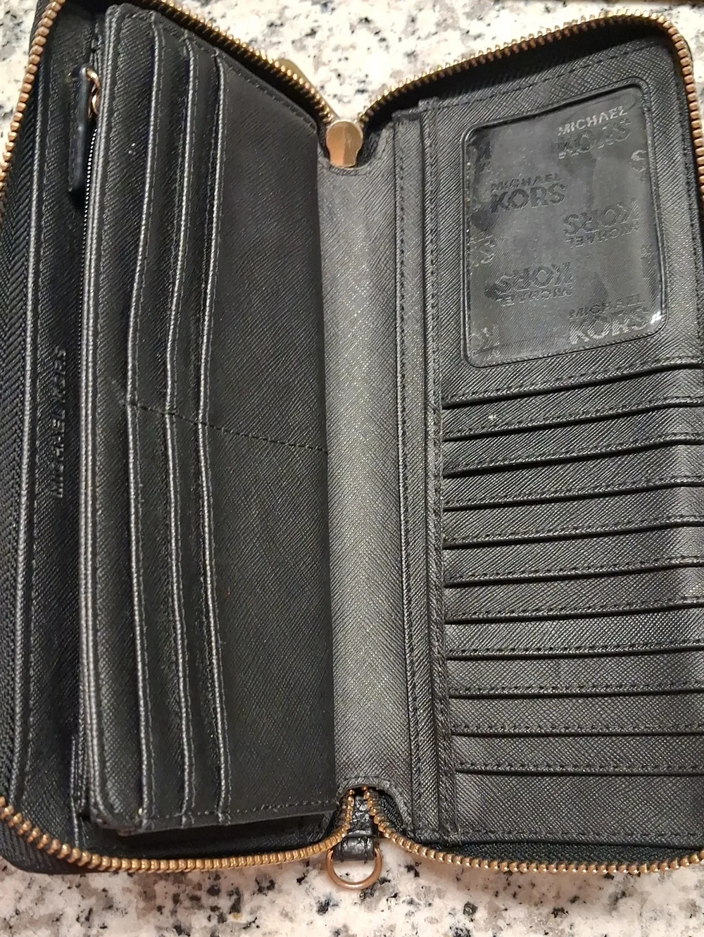 Michael Kors Black Leather Jet Set Continental Zip Around Wallet